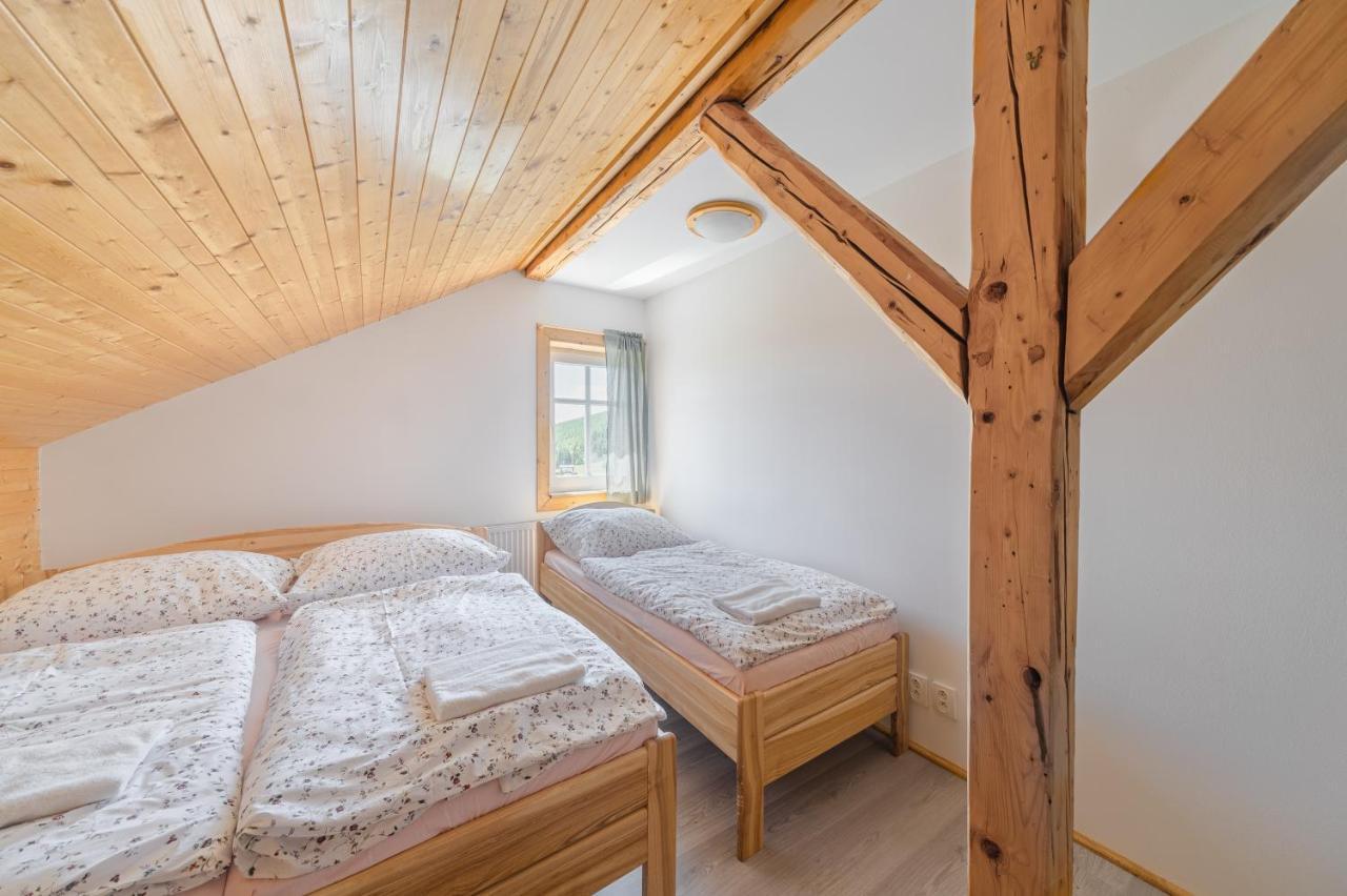 Hotel Krmelec U Kravi Hory à Dolní Malá Úpa Extérieur photo