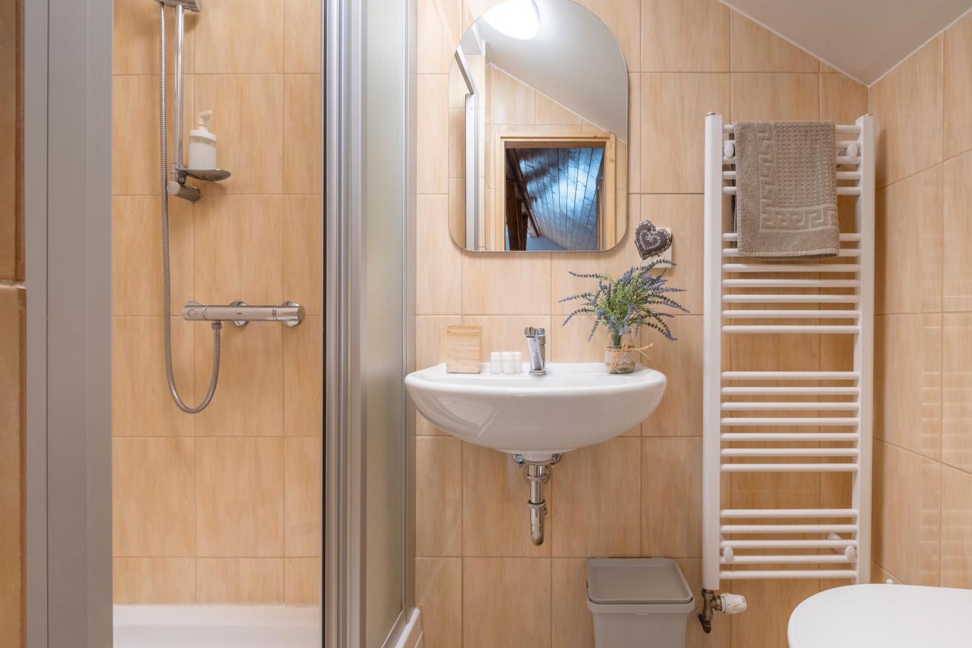 Hotel Krmelec U Kravi Hory à Dolní Malá Úpa Extérieur photo